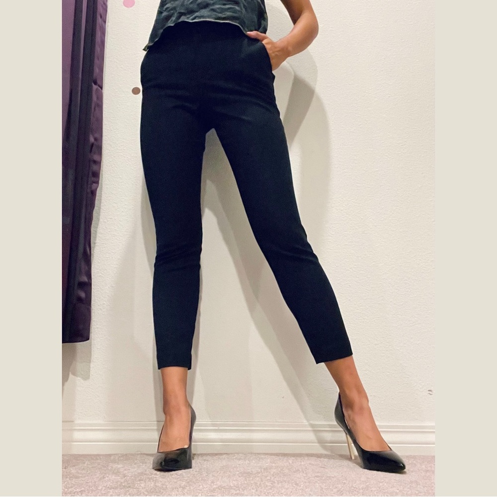 H&M Ankle-Length Black Dress Pants, Size 2